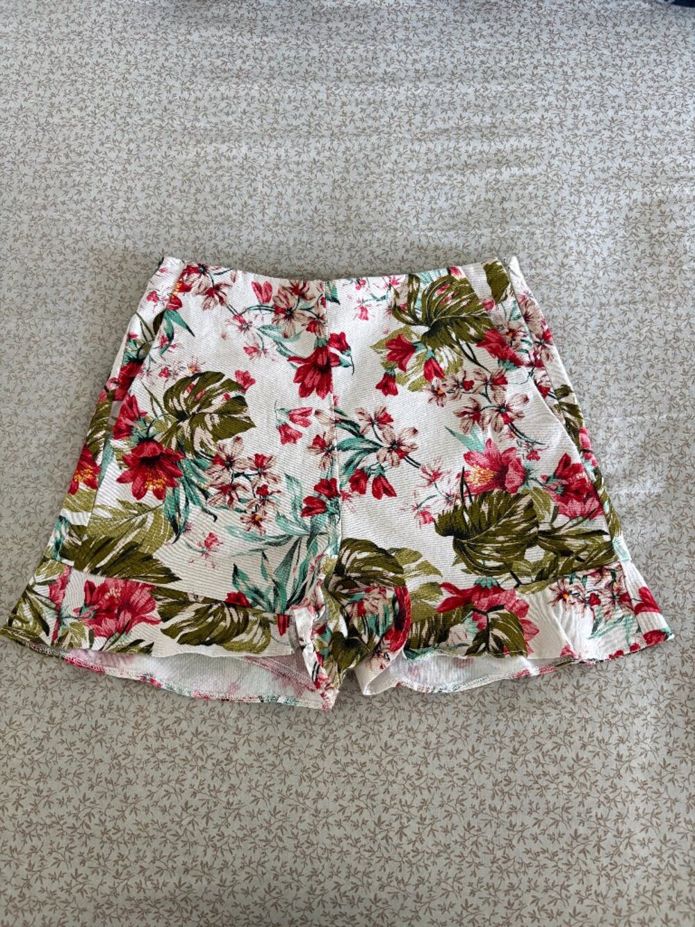 Zara Floral Tropical Ruffle-Hem Shorts- XS